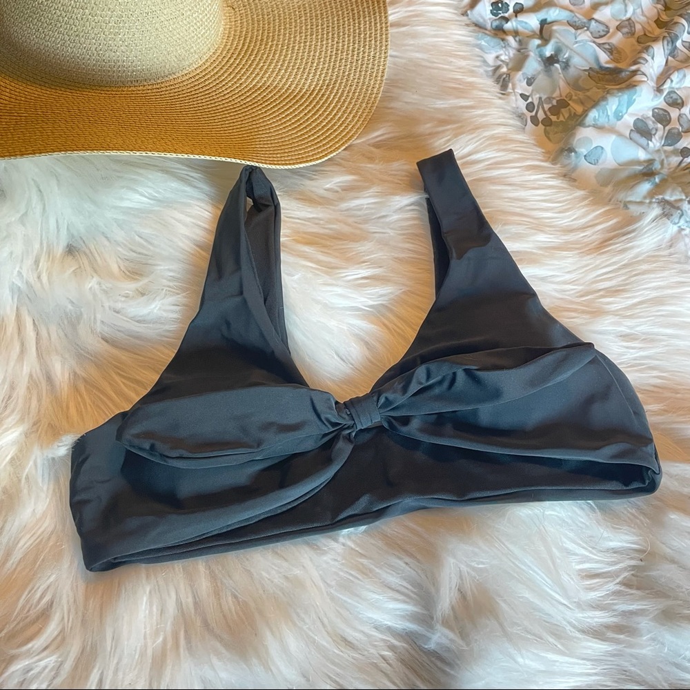 NEW knot front bikini top black MED/LG